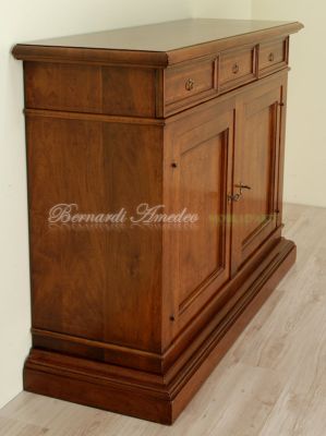 Credenza arte povera in legno massello di noce con intarsio in bois de rose